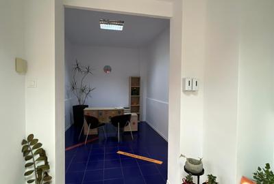 Birou, de 200 mp, în Tomis II - 16