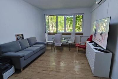 Mall Vitan   Unirii  Decebal  4 camere decoamndat - 2