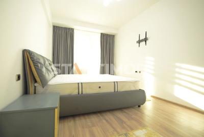 Apartament cu 3 camere decomandat, mobilat în Tractorul - 22