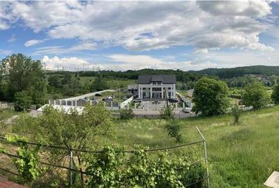 Casă cu 6 camere în Hunedoara - 1