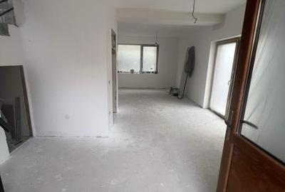 Casa tip duplex, 74 mp,semifinisat, Zona Eroilor - 4