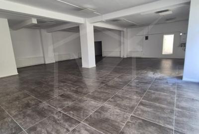 Spatiu comercial 155mp Str. Borhanciului, 3 parcari incluse - 3