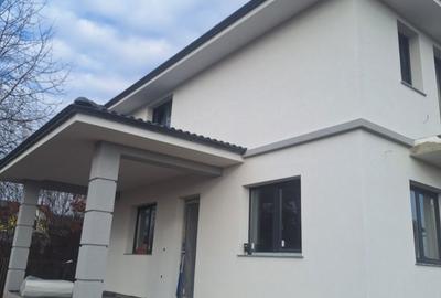 Casă cu 4 camere în Central - 6