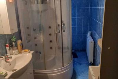 Casă cu 4 camere cu Teren 400 Mp în Florești - 2