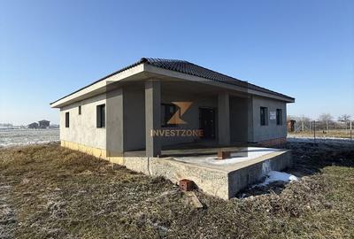 Casă cu 5 camere cu Teren 500 Mp în Nojorid - 8