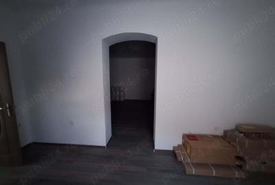 Casa de vanzare Casa de vanzare - 3