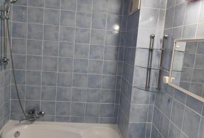 Apartament cu 3 camere în Central - 2