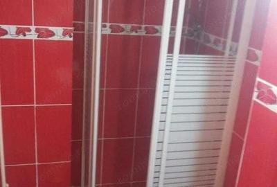 Garsonieră decomandată în Romană - 2