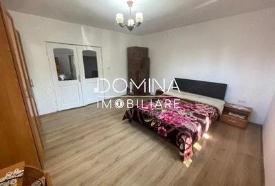 Casă cu 4 camere cu Teren 1623 Mp în Central - 2