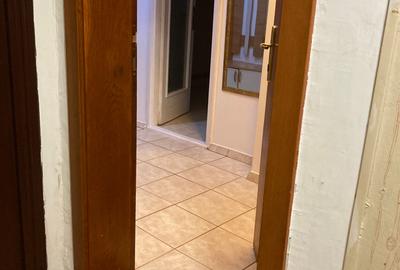 Apartament cu 3 camere semidecomandat, mobilat în Favorit - 5