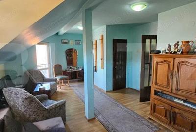 Casă cu 6 camere cu Teren 163 Mp în Gojdu - 11