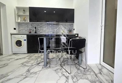 Apartament cu 2 camere decomandat în Ultracentral - 2