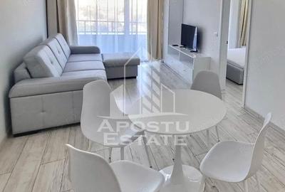 Apartament cu 2 camere semidecomandat, mobilat în UTA