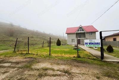 CASA in Brebeni Se vinde sau se schimba cu apartament 3 cam - 4