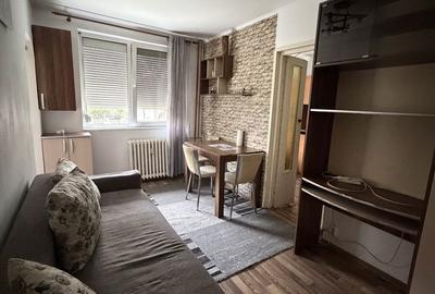 Apartament cu 2 camere nedecomandat în Central - 1