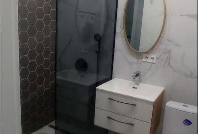 Apartament cu 2 camere semidecomandat în Colentina