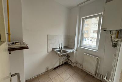 Garsonieră semidecomandată în Central - 6