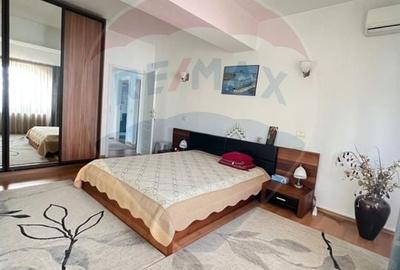 Casă individuală cu 8 camere cu Teren 843 Mp în 1 Decembrie - 8