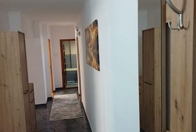 Apartament cu 4 camere decomandat în Central - 6
