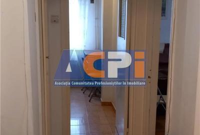 Apartament cu 2 camere decomandat, mobilat în Narcisa