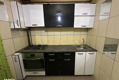 Apartament cu 4 camere în Moinești - 17