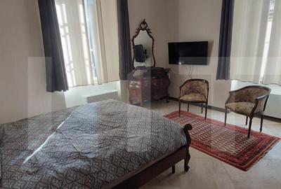 Apartament cu 2 camere decomandat, mobilat în Central