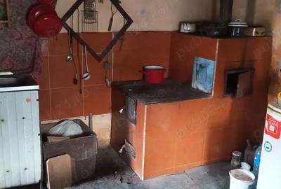 Casă cu 4 camere în Răchitova - 8