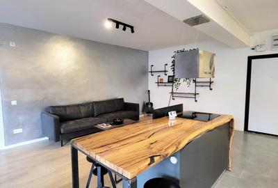 Apartament cu 3 camere semidecomandat, mobilat în Chitila