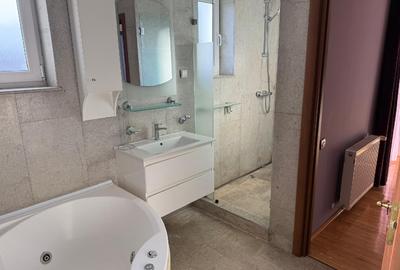 Casă cu 5 camere cu Teren 300 Mp în Bună Ziua - 12