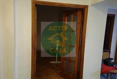 Apartament cu 3 camere decomandat în Central - 6