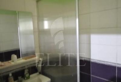 Apartament 2 camere în zona Decebal - 5