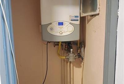 Apartament 2 camere cu centrala etaj 2 zona Lipovei - 7