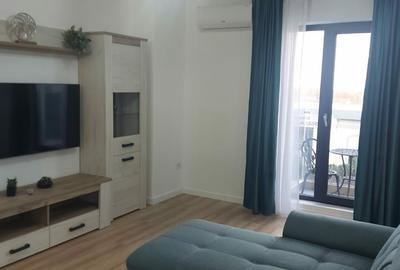 Apartament cu 2 camere semidecomandat în Sud