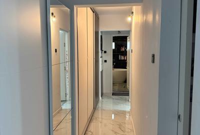 Apartament cu 3 camere decomandat în Nicolina - 1