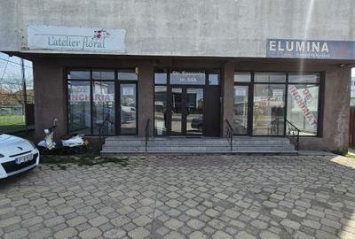 Spațiu comercial, de 102 mp, în Central - 8