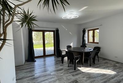 Vila Individuala complet mobilata Laguna Albastra cu garaj - 8