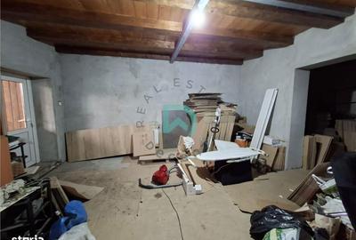 Casă cu 6 camere cu Teren 2400 Mp în Bartolomeu - 6