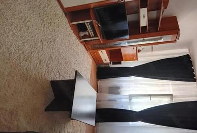 Apartament cu 2 camere decomandat în Cetatea - 7