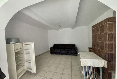 Casă individuală cu 3 camere cu Canalizare în Frătăuții Noi - 2