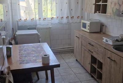 Apartament 4 camere Isaccei Vest vedere Lac Ciuperca 2 băi centrală - 2