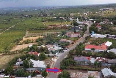 Casă cu 3 camere cu Canalizare în Vărsătura - 9