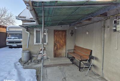Casă cu 2 camere cu Teren 485 Mp în Criș - 16