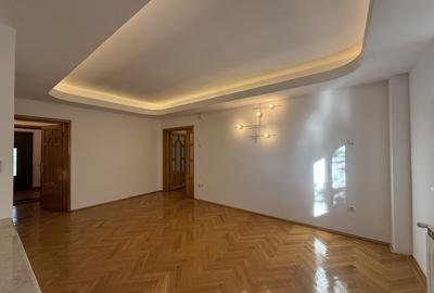 Vila spațioasă în Sisesti | 600 mp | 9 locuri de parcare | Teren 1500 mp - 4