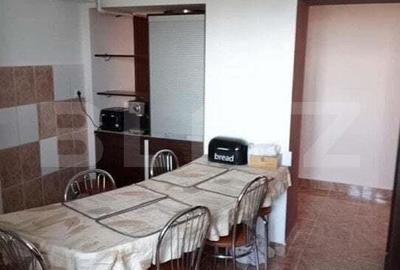 Apartament cu 4 camere decomandat în Micro 17 - 1