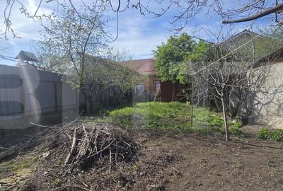 Casă cu 2 camere cu Teren 327 Mp în 1 Mai