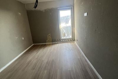 Apartament cu 4 camere semidecomandat în Turnișor - 3