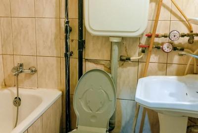 Garsonieră decomandată în UMT - 1