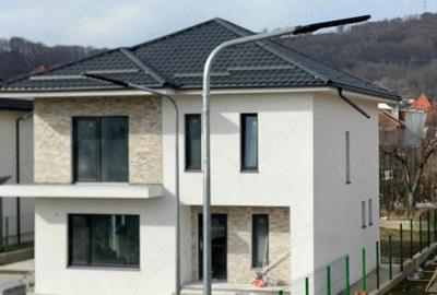 Casă în Central - 2