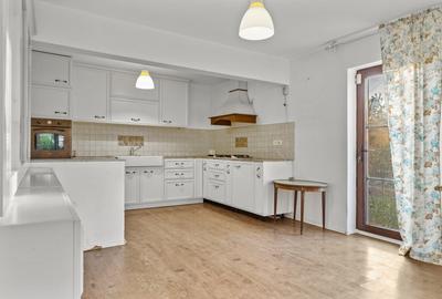 Vilă eleganta, spatioasa, suprafata utila 200 mp, teren 763 mp, Tărtășești - 19