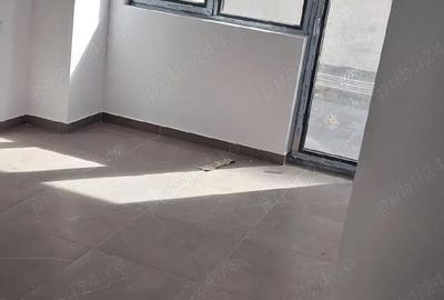 Apartament cu 3 camere decomandat în Central - 1